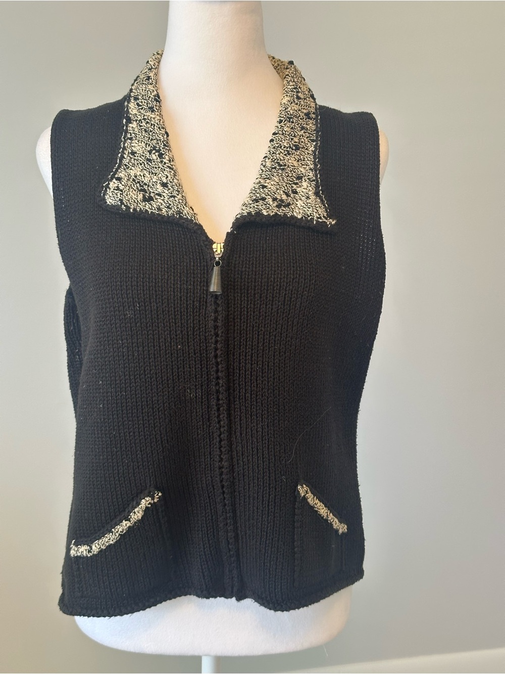 Black Knit Zip-Front Women's Sweater Vest with Contrast Trim